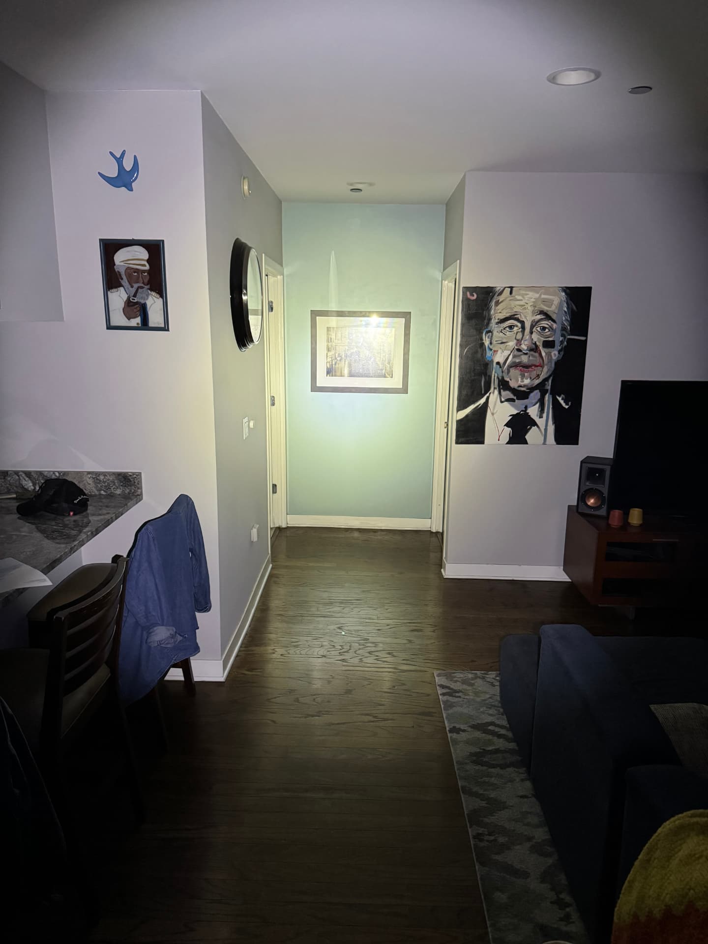The same hallway lit by the ProTac 1L-1AA on high